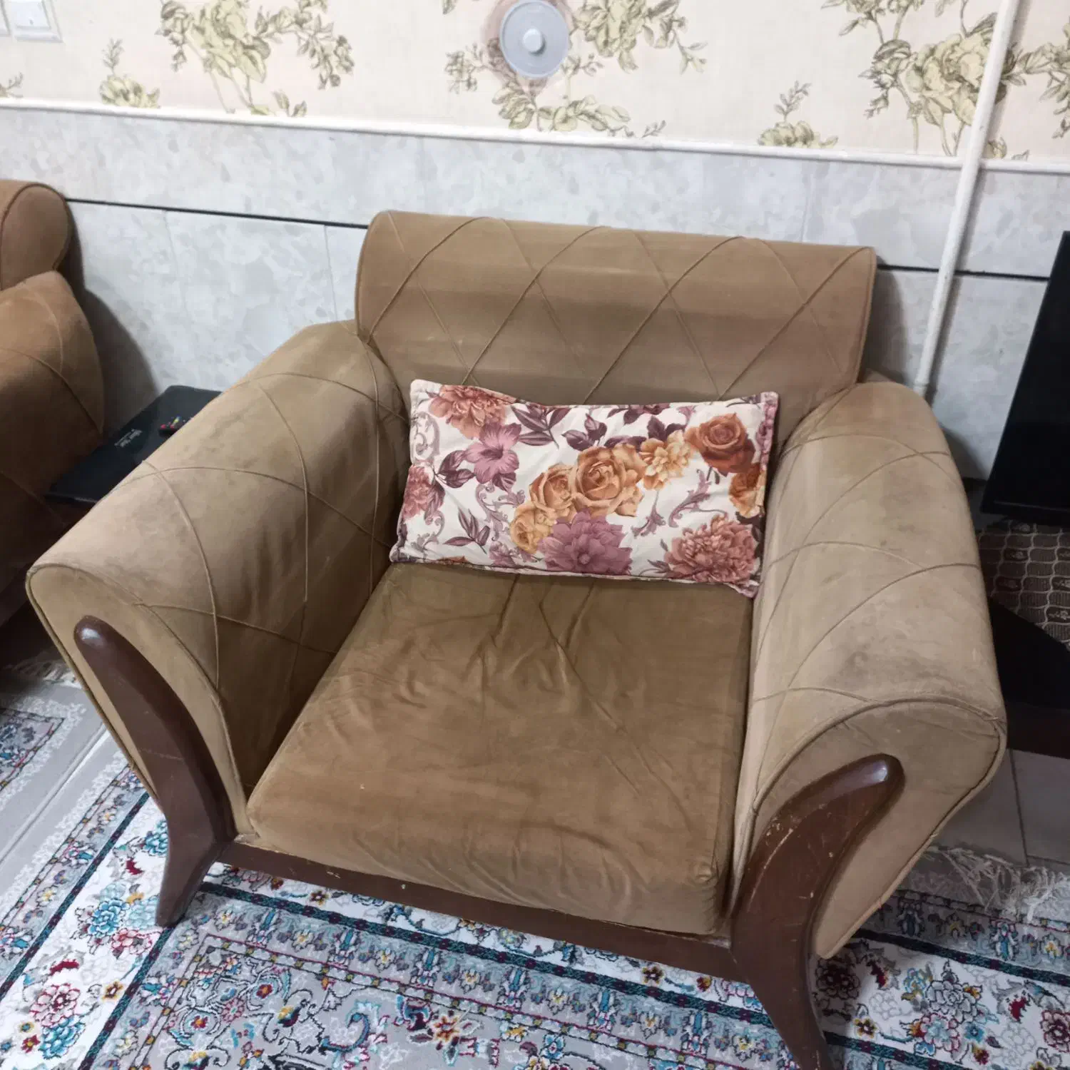 مبلمان و جلو مبلی|مبلمان خانگی و میز عسلی|کاشان, فاز ۲ ناجی آباد|دیوار