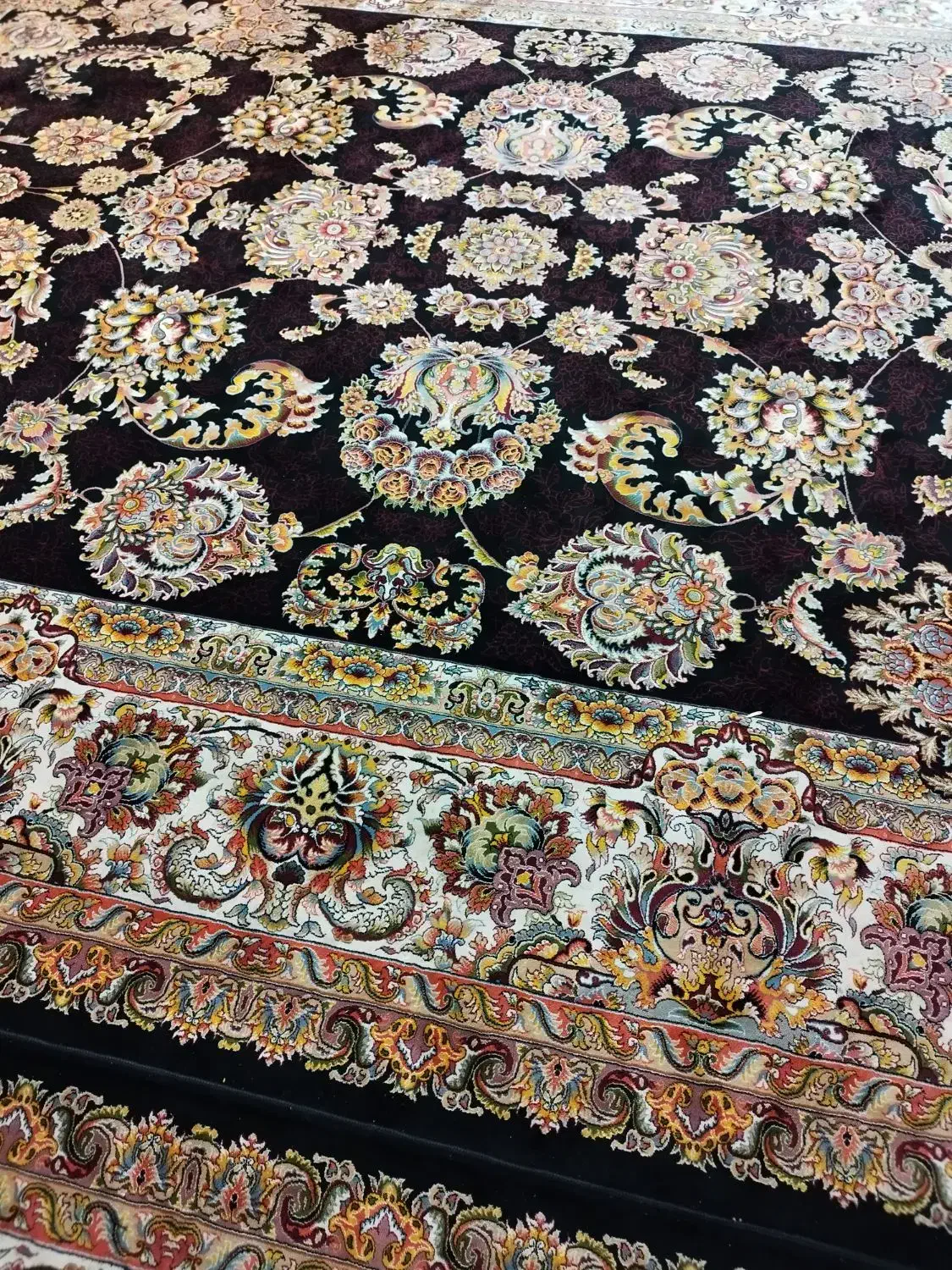 فرش دوازده متری700شانه|فرش|مشهد, سید رضی|دیوار