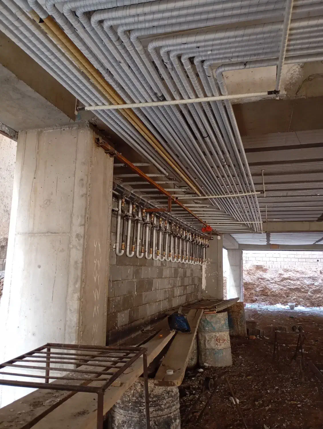 لوله کشی گاز و آتش نشانی کلی وجزعی|خدمات پیشه و مهارت|پرند, فاز ۱|دیوار