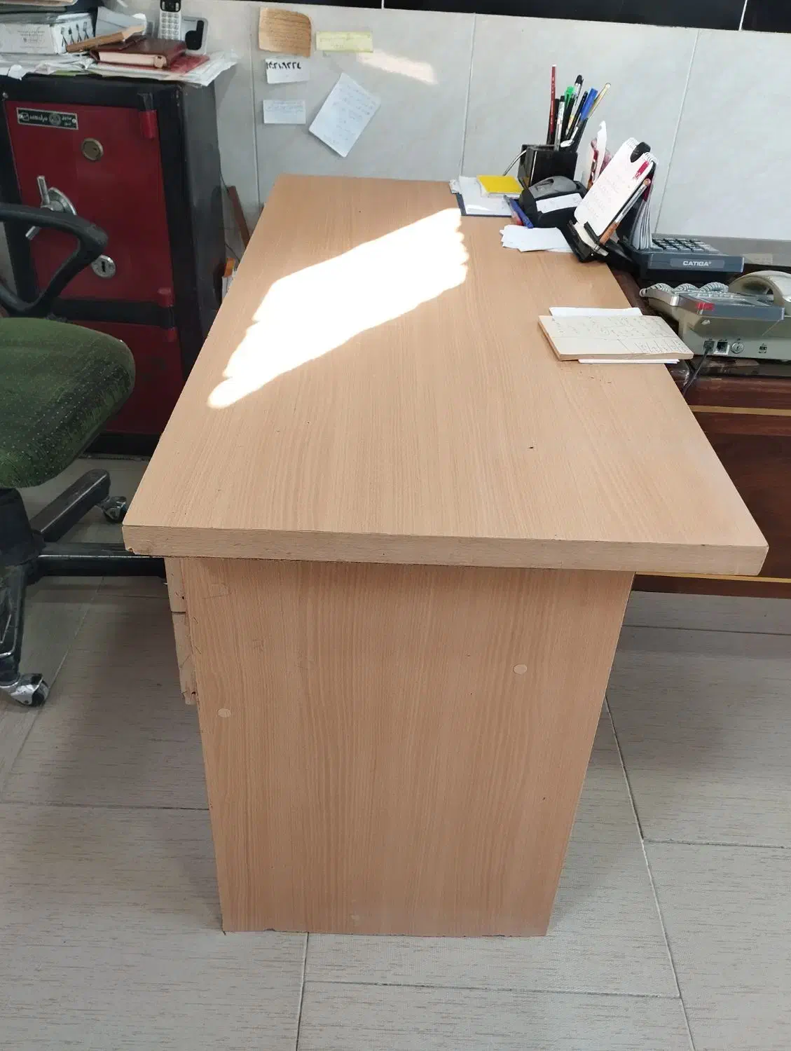 میز اداری و تحریر 2 عدد|مبلمان اداری|ساری, |دیوار