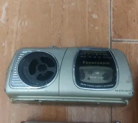 رادیو نوستالژی قدیمی|کلکسیون اشیاء عتیقه|نیشابور, دارایی|دیوار