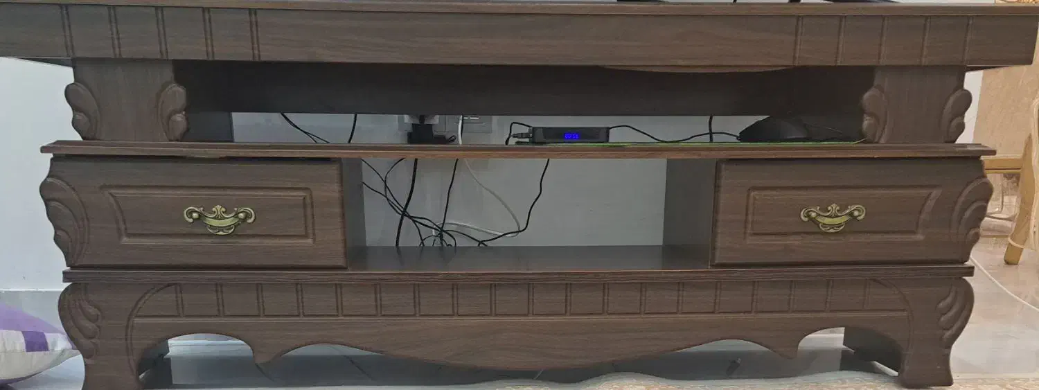 میزتلویزیون|میز تلویزیون|تربت جام, بیست متری منبع آب|دیوار