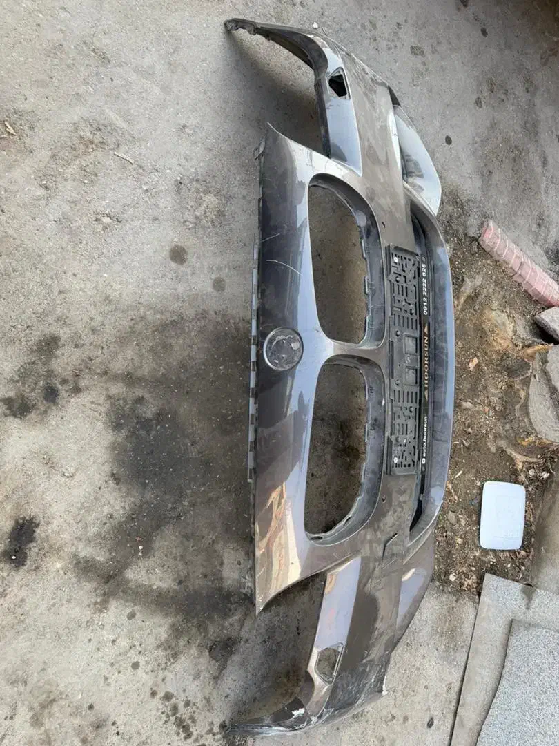 سپر جلو و سینه BMW ۵۲۸|قطعات یدکی و لوازم جانبی|ارومیه, |دیوار