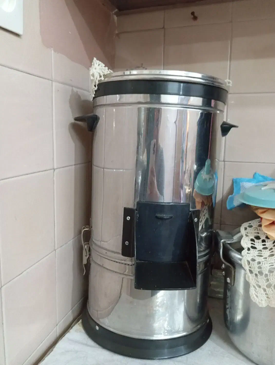 سبزی خوردکن|خردکن، آسیاب، غذاساز|بناب, |دیوار