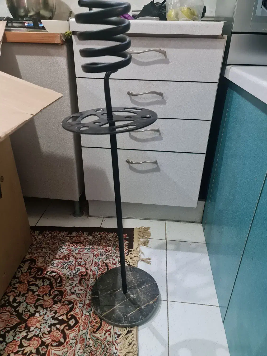 فروش تعدادی از لوازم سالن زیبایی|آرایشگاه و سالن‌های زیبایی|دورود, |دیوار