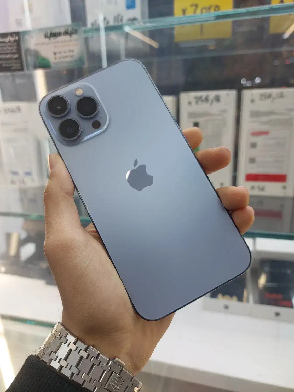 آیفون ۱۳ پرومکس ۲۵۶ zaa دنیای موبایل|موبایل|شیراز, زند|دیوار