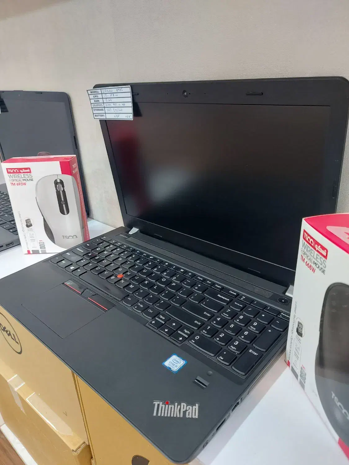 لپتاپcore i5نسل7رم8هاردssd  کاملانوباکارتن‌15.6|رایانه همراه|تهران, پونک|دیوار