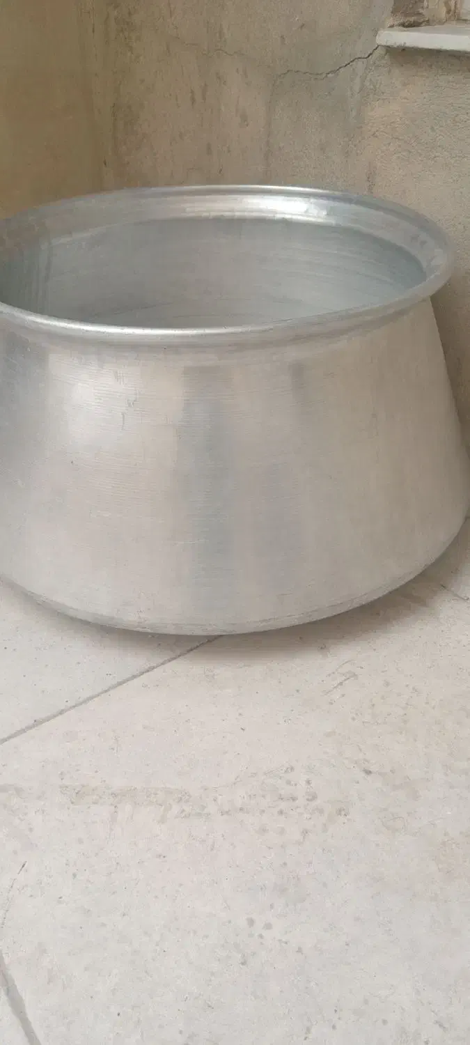 دیگ بزرگ|ظروف پختوپز|کرمانشاه, |دیوار