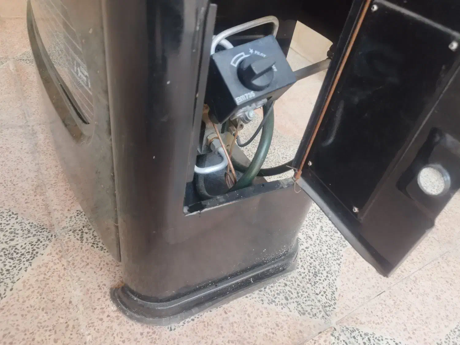 بخاری ۱۲۰۰۰و۷۰۰۰|بخاری، هیتر، شومینه|برخوار, |دیوار