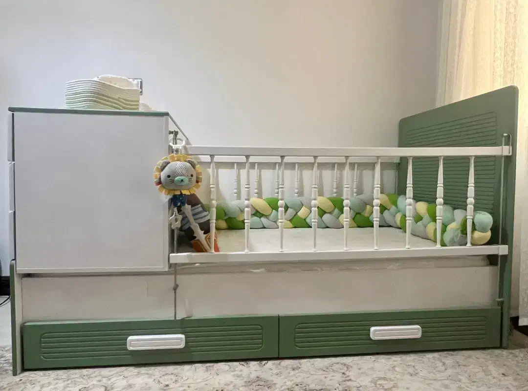 تخت نوزاد نوجوان|تخت و سرویس خواب|تهران, مینی‌سیتی (شهرک نفت)|دیوار