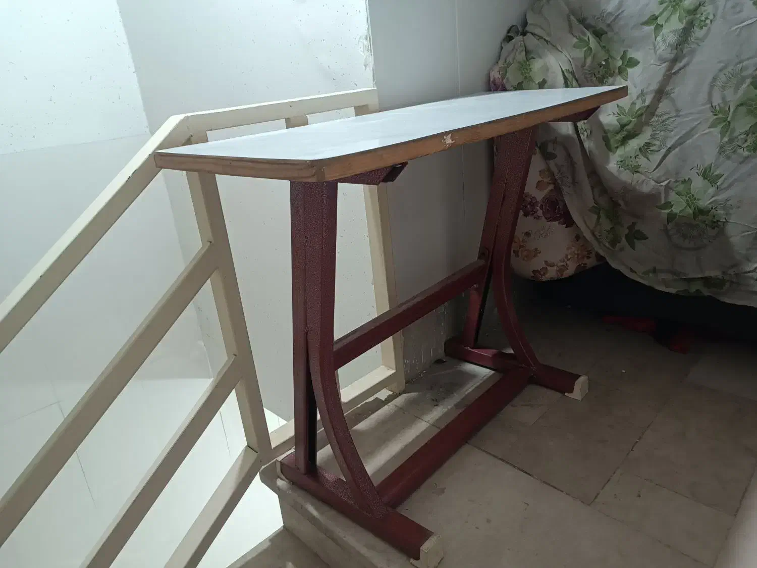 میز خیاطی|لوازم خیاطی و بافتنی|ملارد, |دیوار