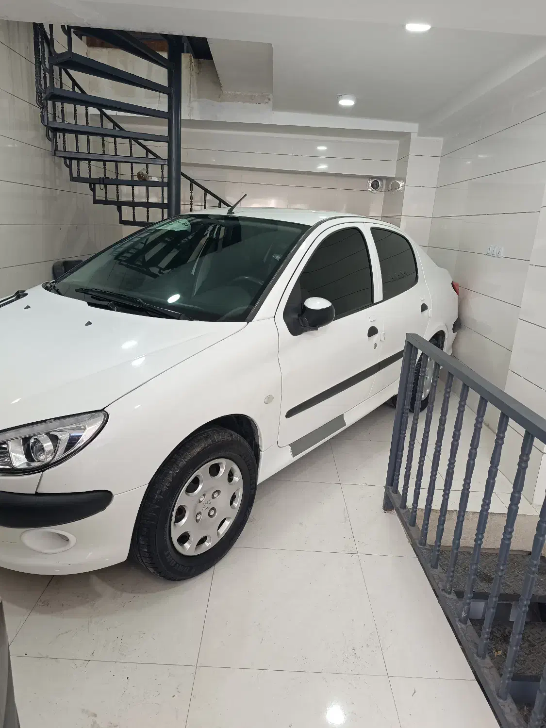 پژو ۲۰۶|خودرو سواری و وانت|شیراز, دلجو|دیوار