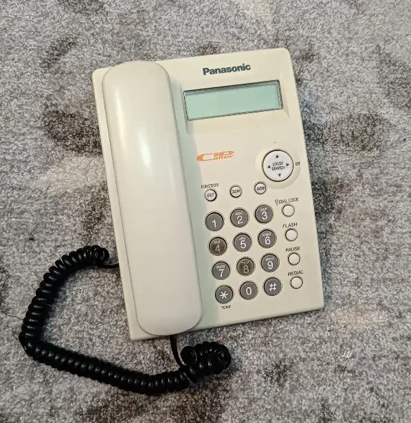 ۲ تلفن پاناسونیگ|تلفن رومیزی|مشهد, رسالت|دیوار