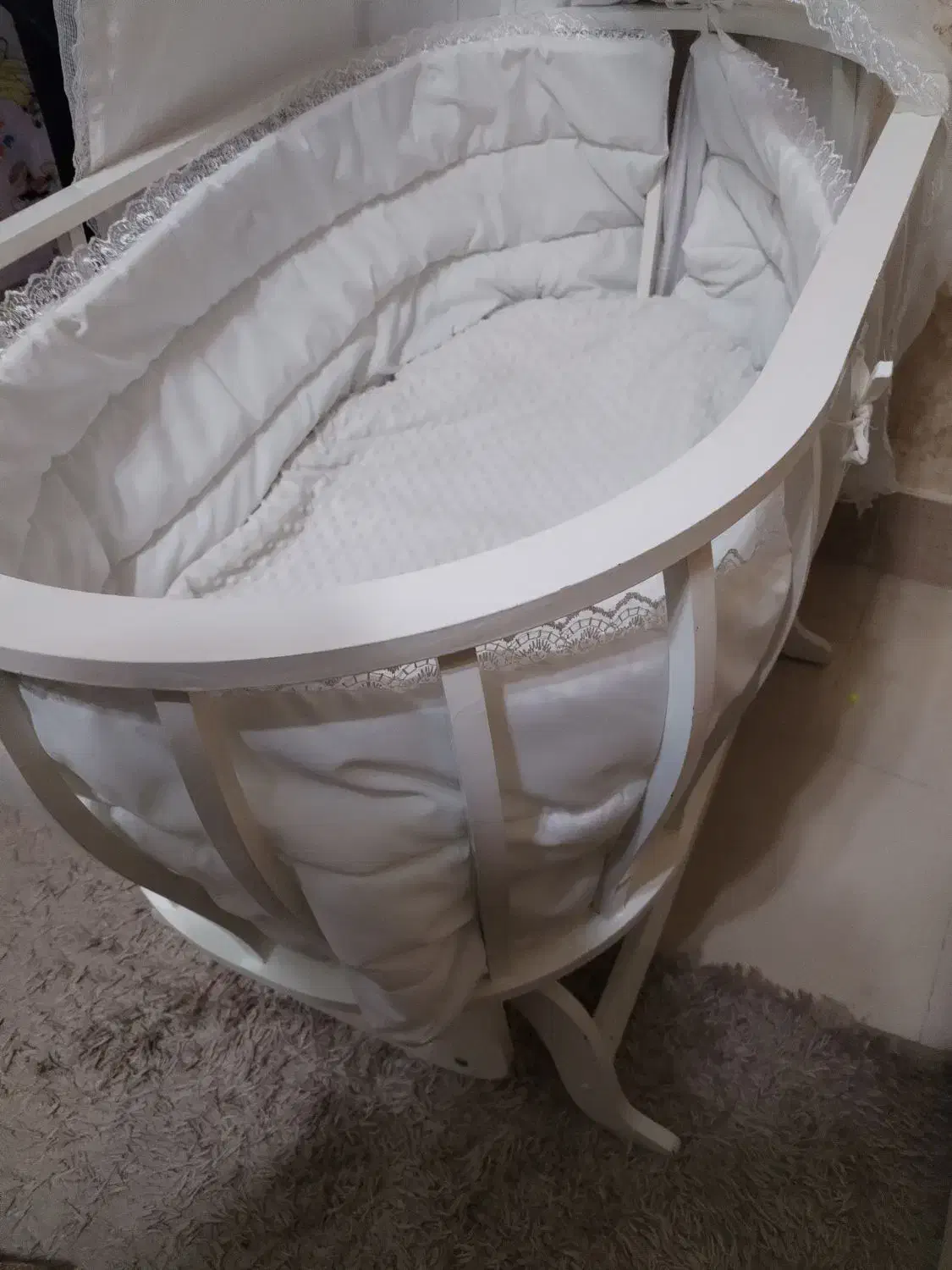 گهواره کودک|اسباب و اثاث بچه|صدرا-فارس, فاز ۱|دیوار