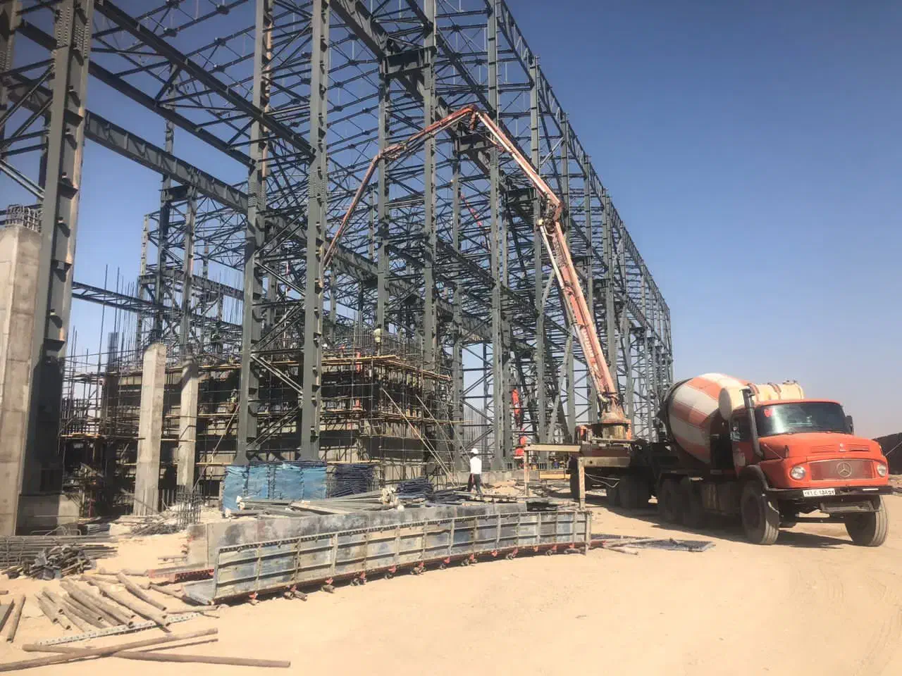 یکنفر خانم مسلط به امور اداری و DCC|استخدام اداری و مدیریت|بافق, |دیوار