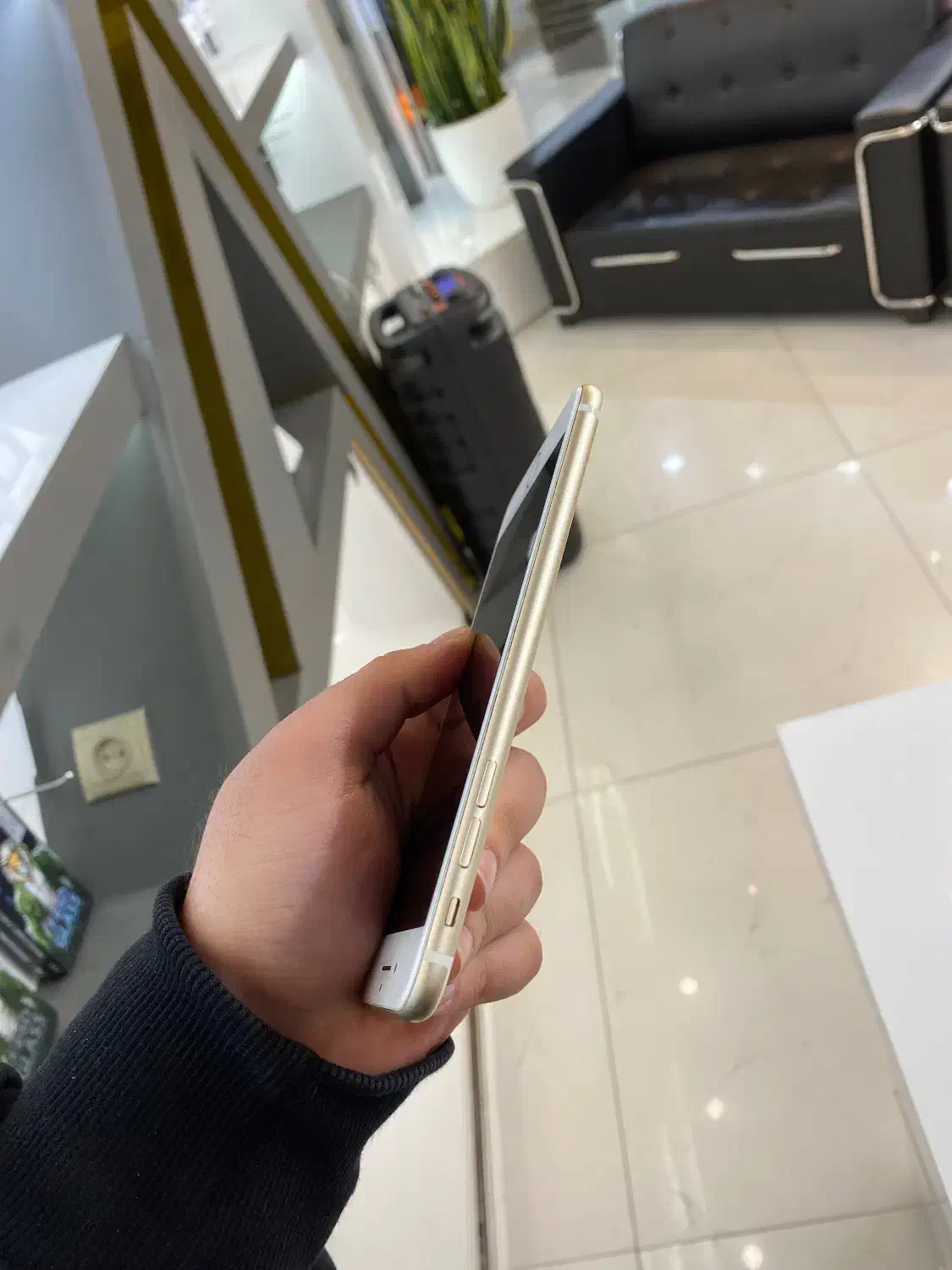 آیفون ۷ پلاس لاکاغذی باطری ۱۰۰ با ۱۰ روز مهلت تست|موبایل|اصفهان, جلفا|دیوار