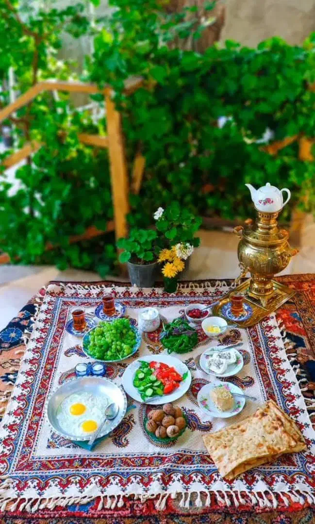 نظافت منزل نجام میشود شستتن آشپز خانه کابینت|خدمات نظافت|زابل, |دیوار