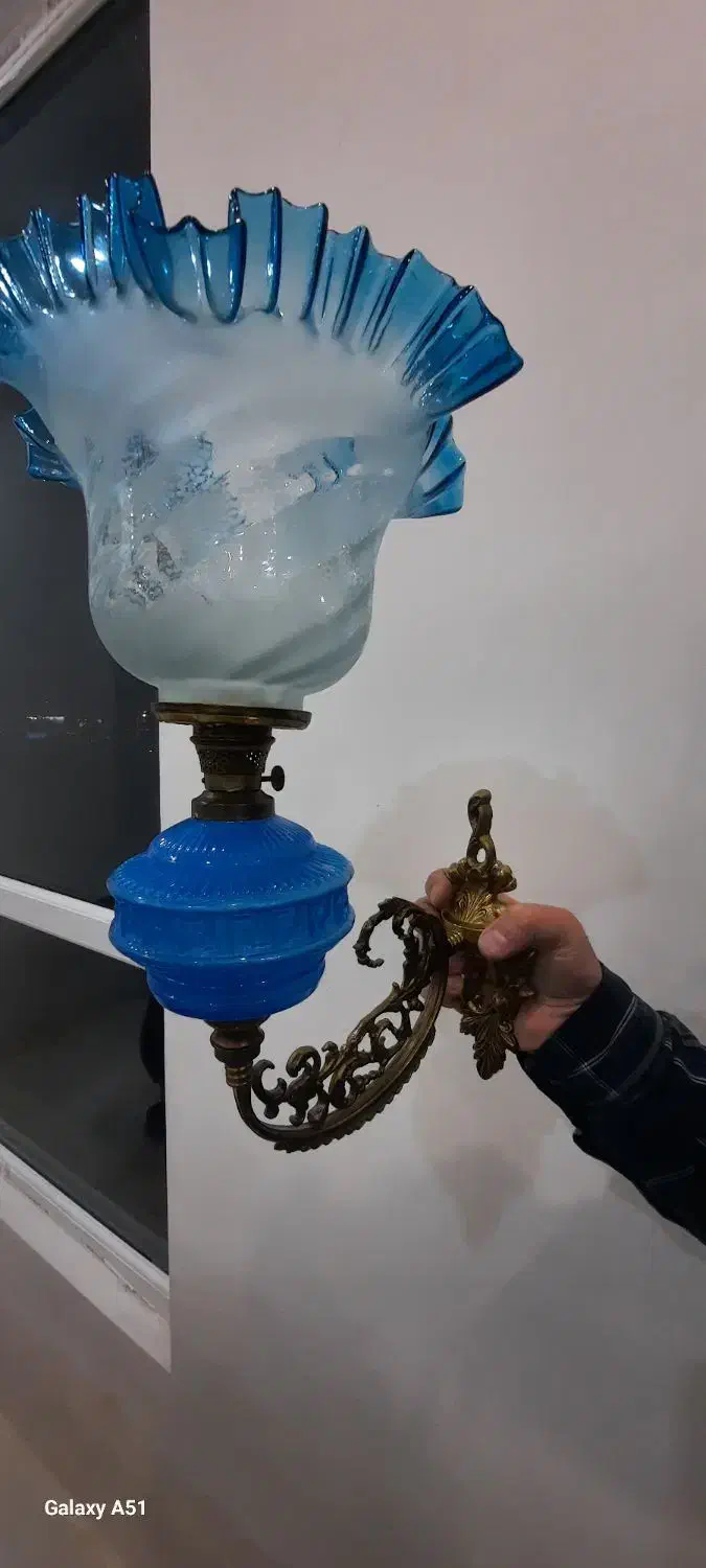 چراغ قدیمی دیواری|کلکسیون اشیاء عتیقه|قزوین, |دیوار