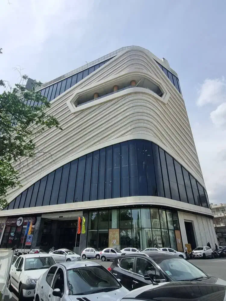 اجاره مغازه زیمامال دور ووید|اجارهٔ مغازه و غرفه|تهران, صادقیه|دیوار