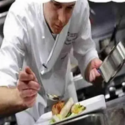 کارگر ساده جهت کار در کبابی|استخدام خدمات فروشگاه و رستوران|تهران, جهاد|دیوار