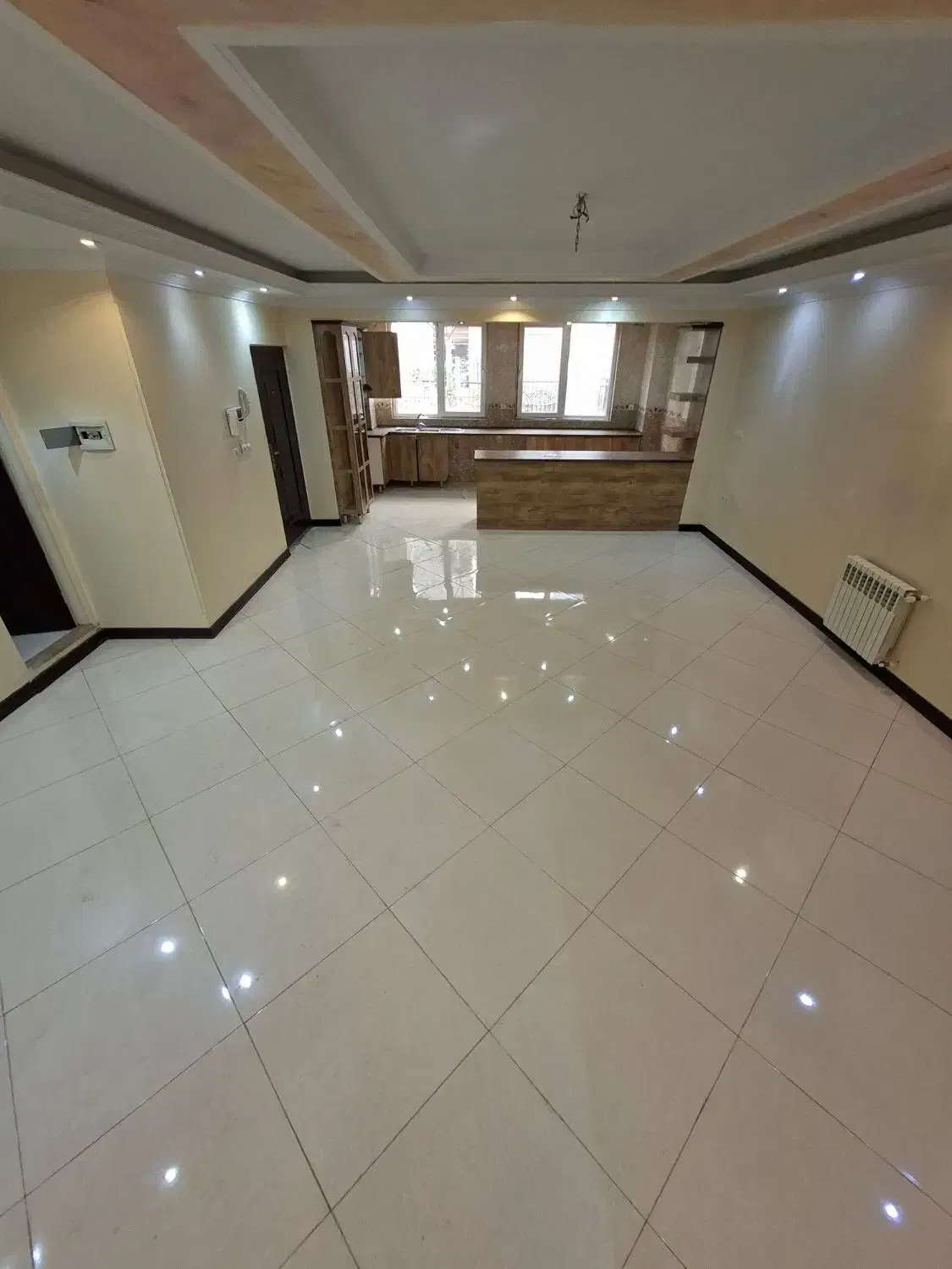 ۹۰ متر بی نظیر|فروش آپارتمان|تهران, مینای شمالی (مخبر)|دیوار