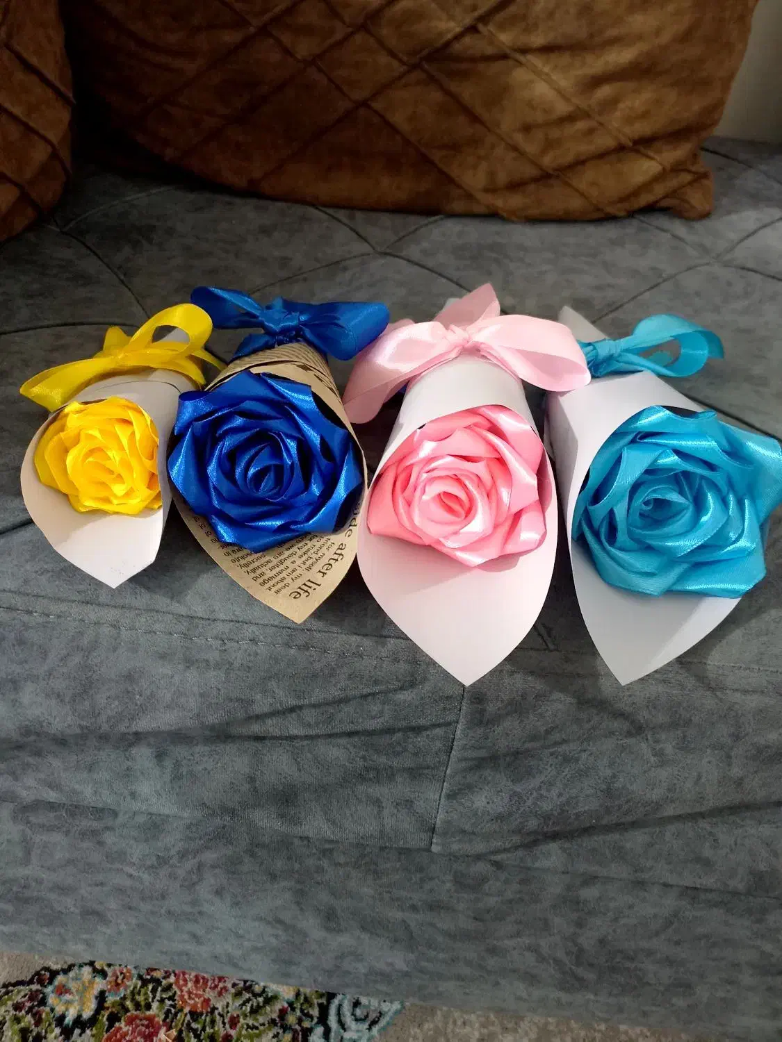 گل رز|گل مصنوعی|کرج, کلاک نو|دیوار