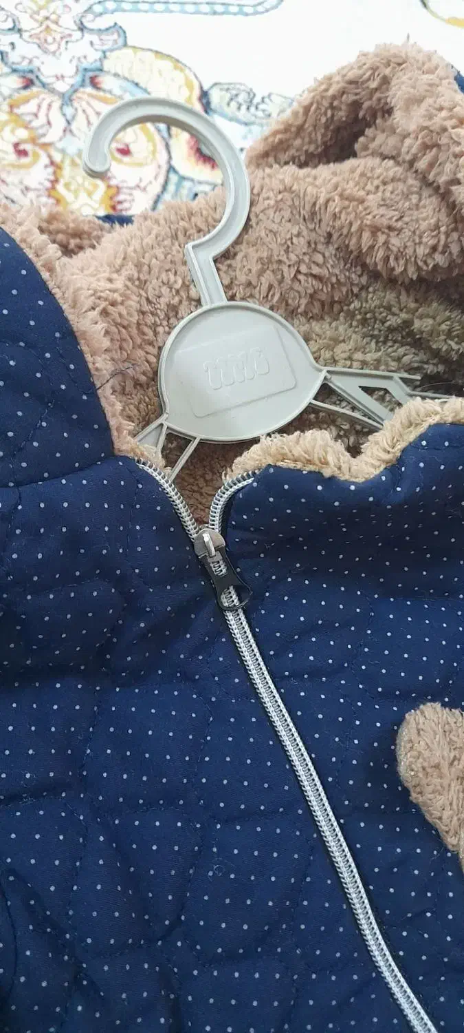 کاپشن نوزادی برای شش تا یکسال|کفش و لباس بچه|مشهد, مصلی (کارمندان اول)|دیوار