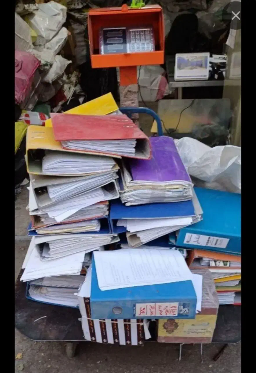 خرید روزنامه کاغذ کتاب باطله کلی و جزئی سراسر مشهد|عمده‌فروشی|مشهد, وکیل‌آباد|دیوار