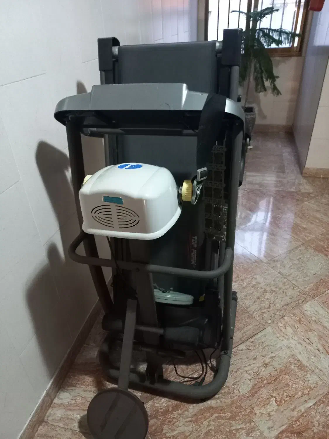 تردمیل خانگی تمیزوسالم|تجهیزات ورزشی|صباشهر, |دیوار