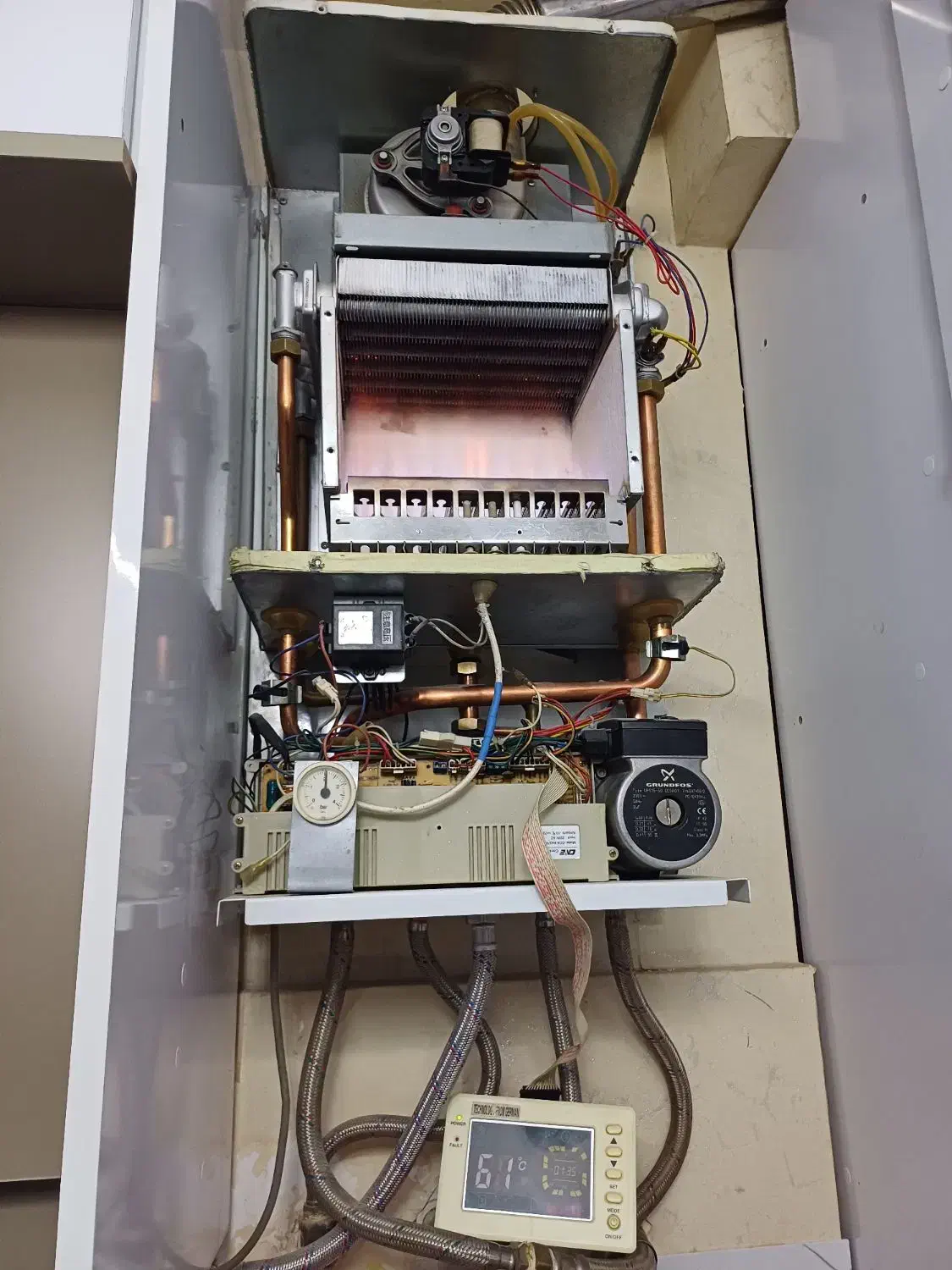 تعمیرات تخصصی پکیج آبگرمکن هواساز پمپ اب|خدمات پیشه و مهارت|مشهد, الهیه|دیوار