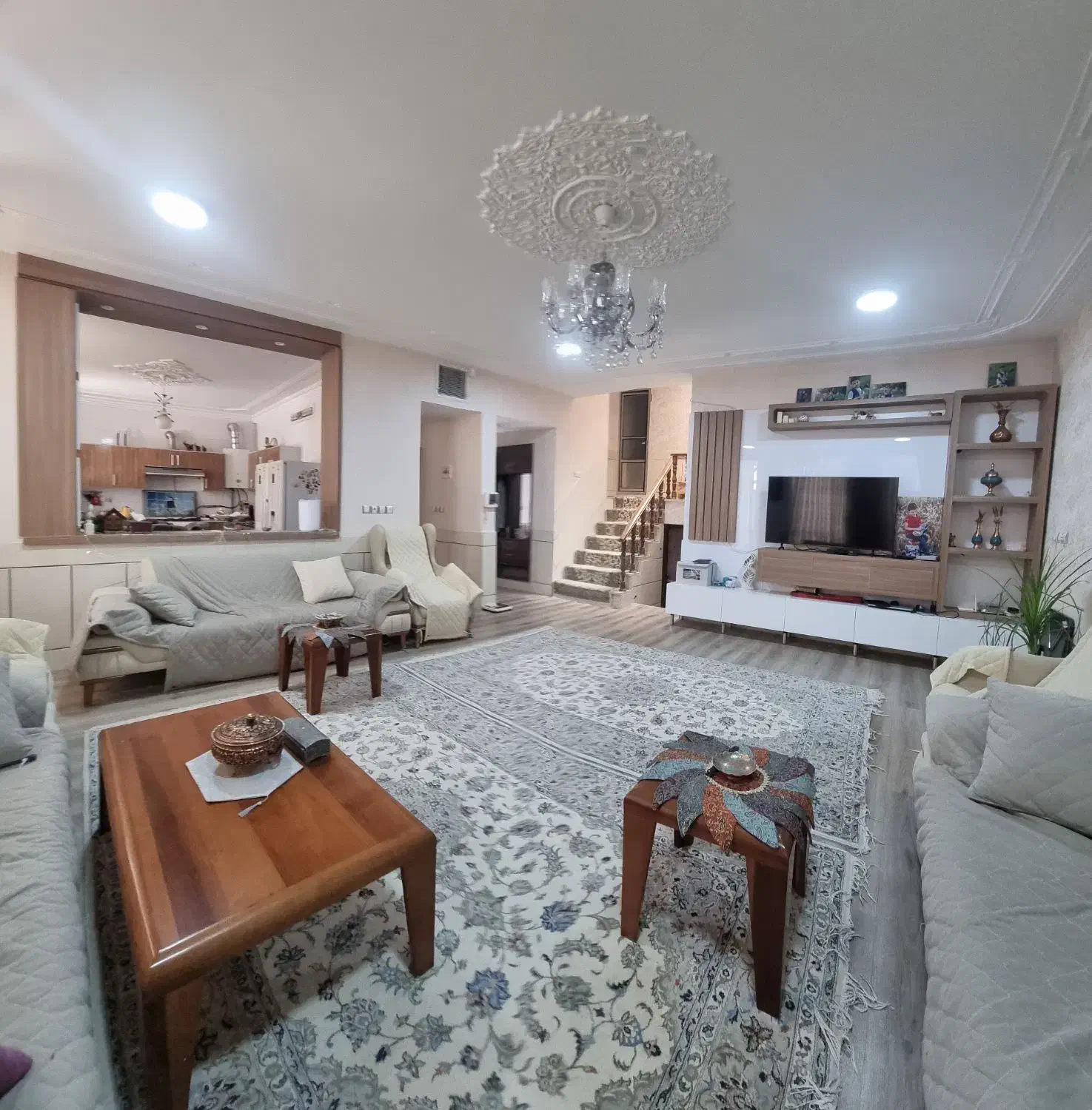 فروش ویلایی شناژی پروفسورشهریاری|فروش خانه و ویلا|آباده, |دیوار