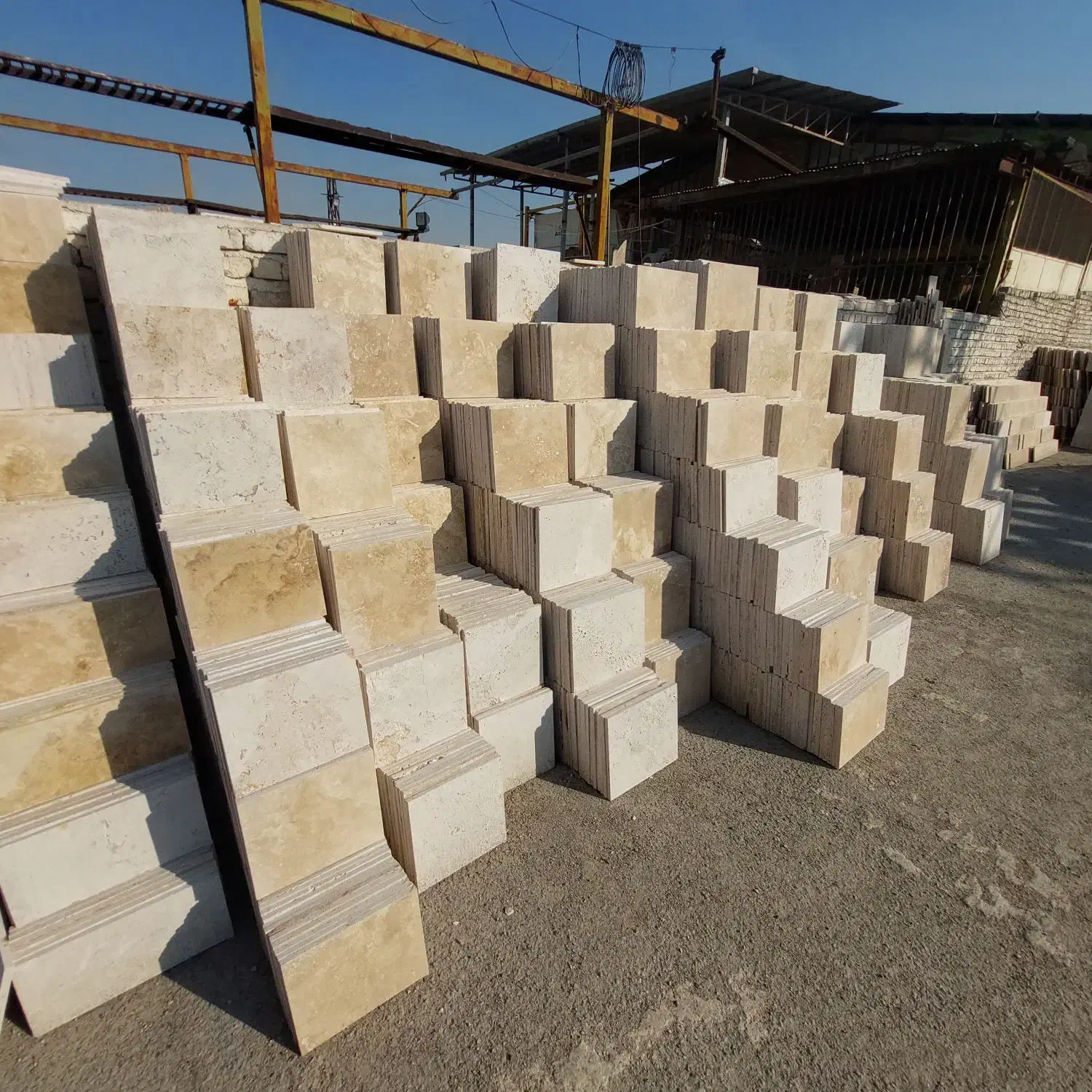 سنگ تصویر اول ۳۰۰|مصالح و تجهیزات ساختمان|اصفهان, محمودآباد|دیوار