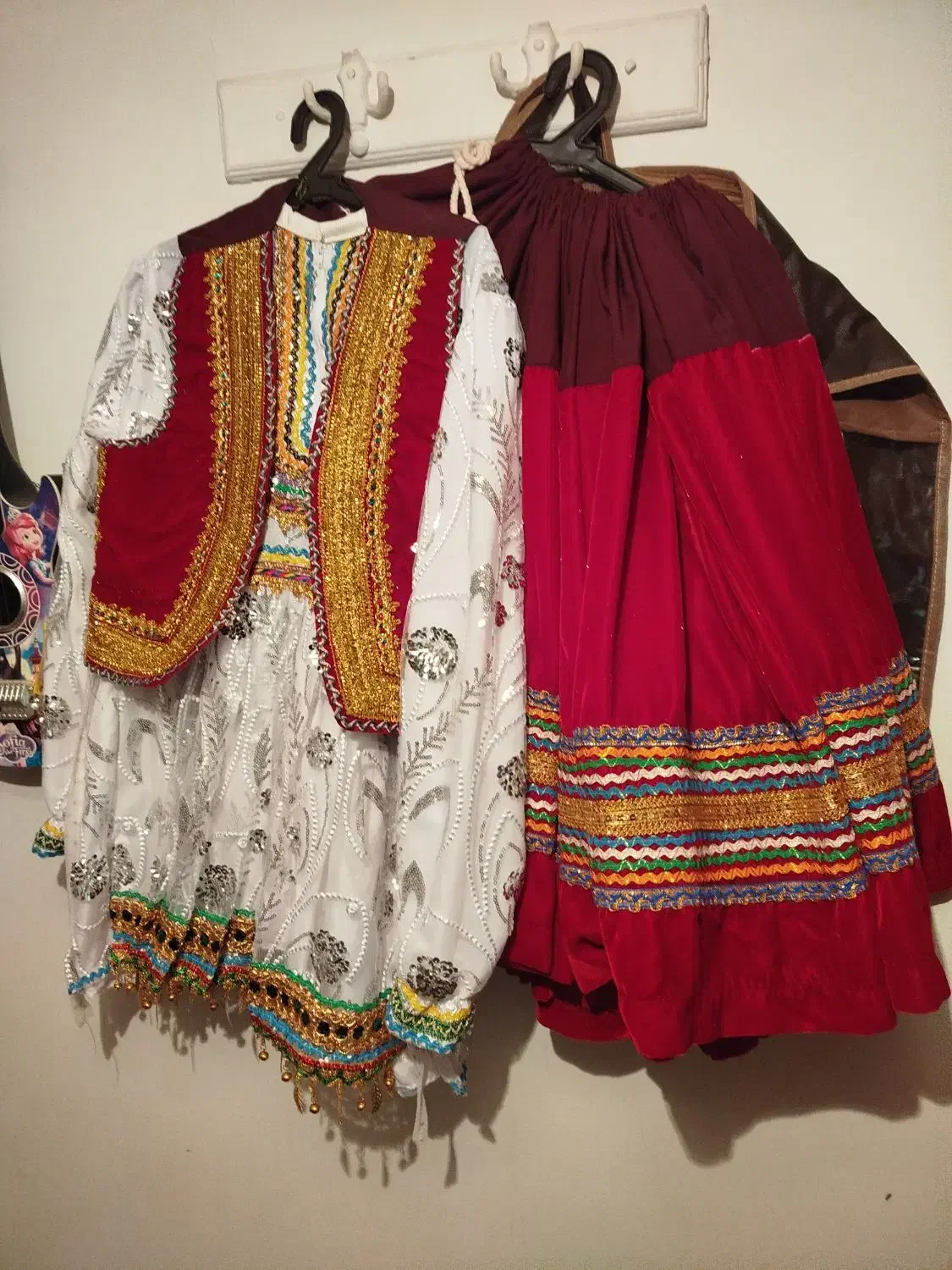 لباس کردی|لباس|قوچان, |دیوار