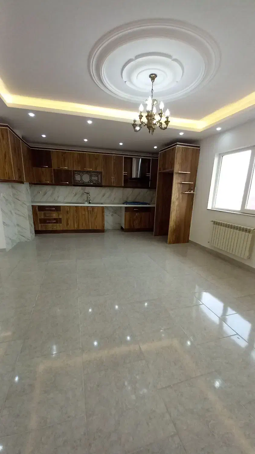 فروش واحد طبقه آخر با چشم انداز خوش قیمت|فروش آپارتمان|لاهیجان, شهرک جانبازان|دیوار