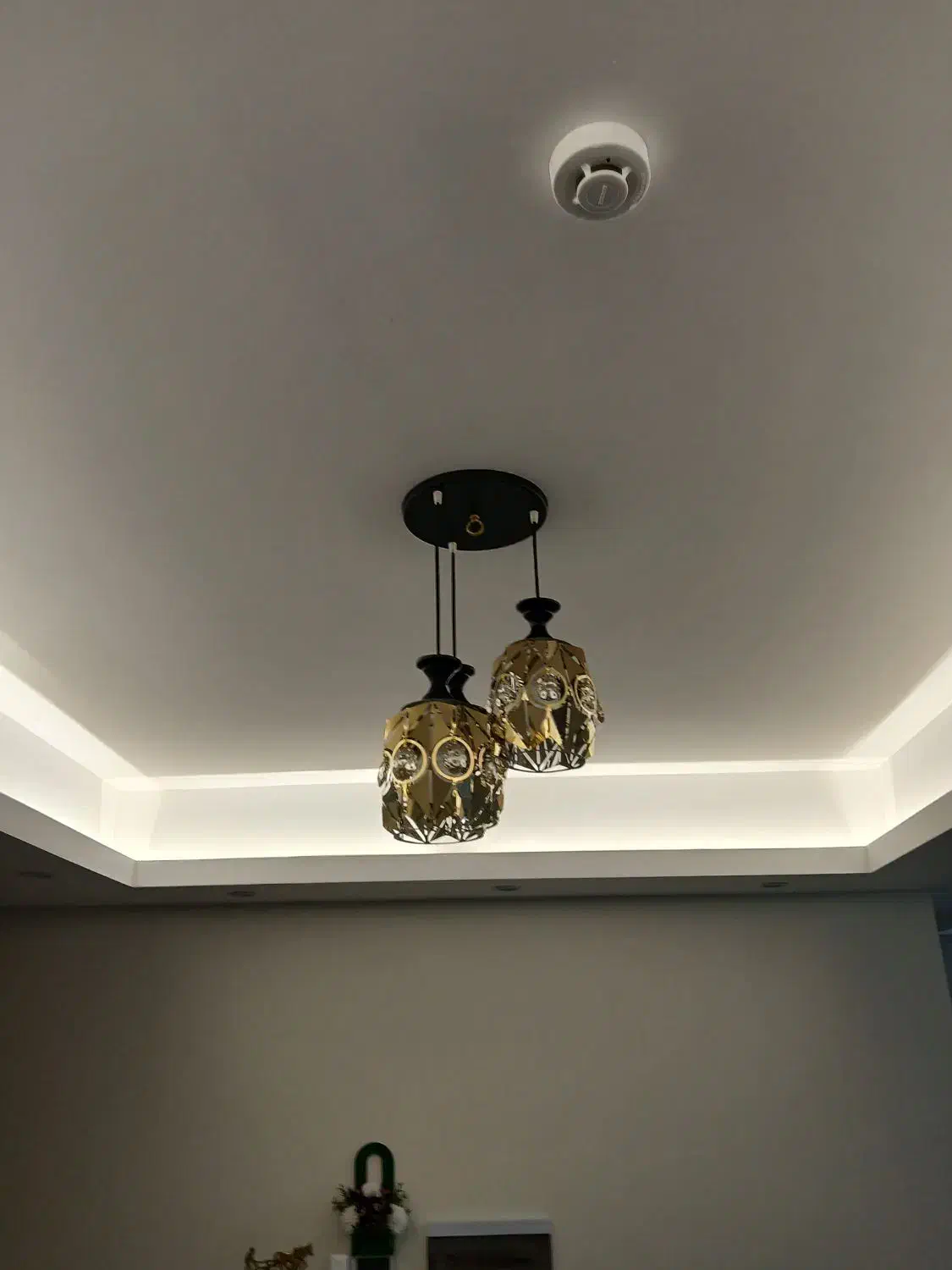 لوستر  سه شاخه نو|لوستر و چراغ آویز|سهند, |دیوار