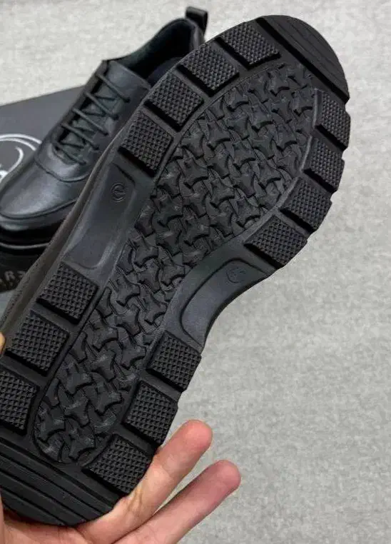 کفش چرم طبیعی مردانه سایز ۴۱|کیف، کفش، کمربند|یزد, |دیوار