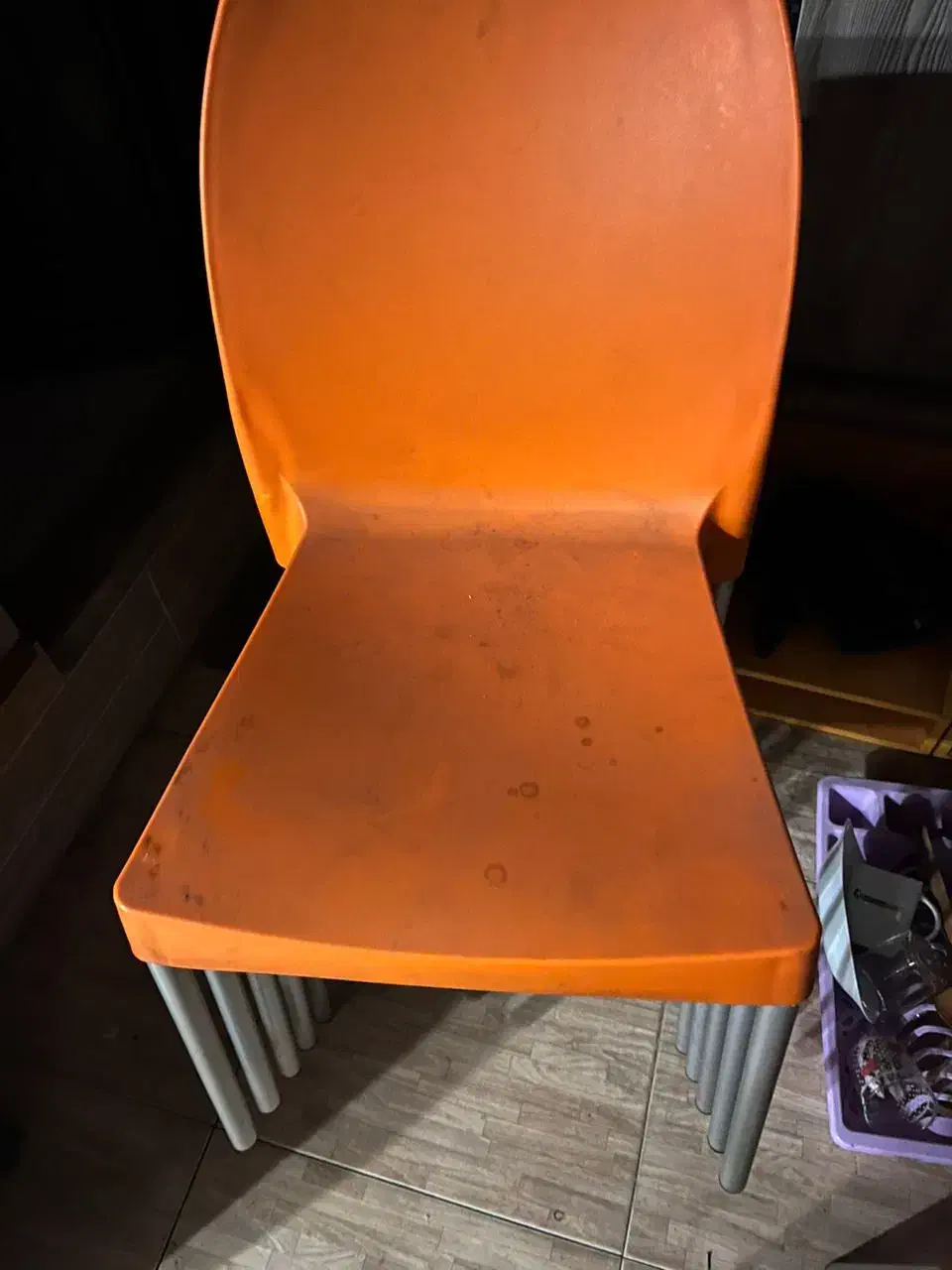11 عدد صندلی رنگ نارنجی|صندلی و نیمکت|رشت, سعدی (تختی)|دیوار