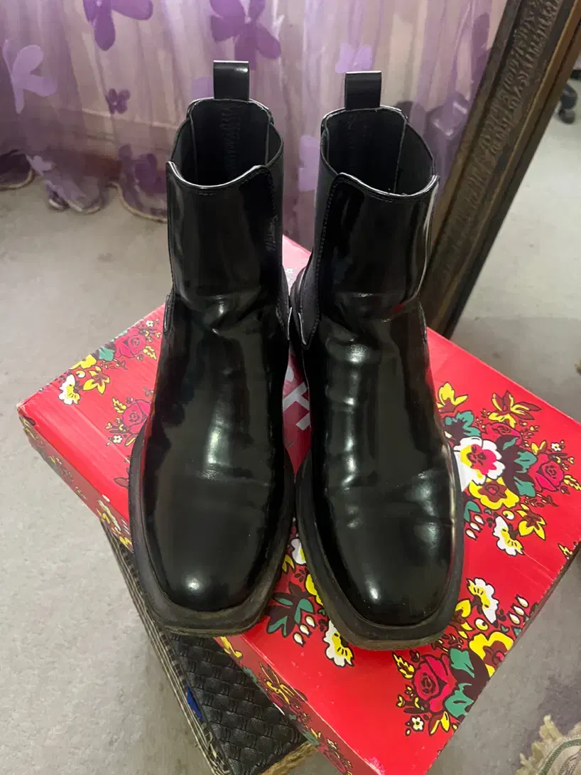 بوت کاملا نو زنانه سایز ۴۰|کیف، کفش، کمربند|خرمآباد, |دیوار