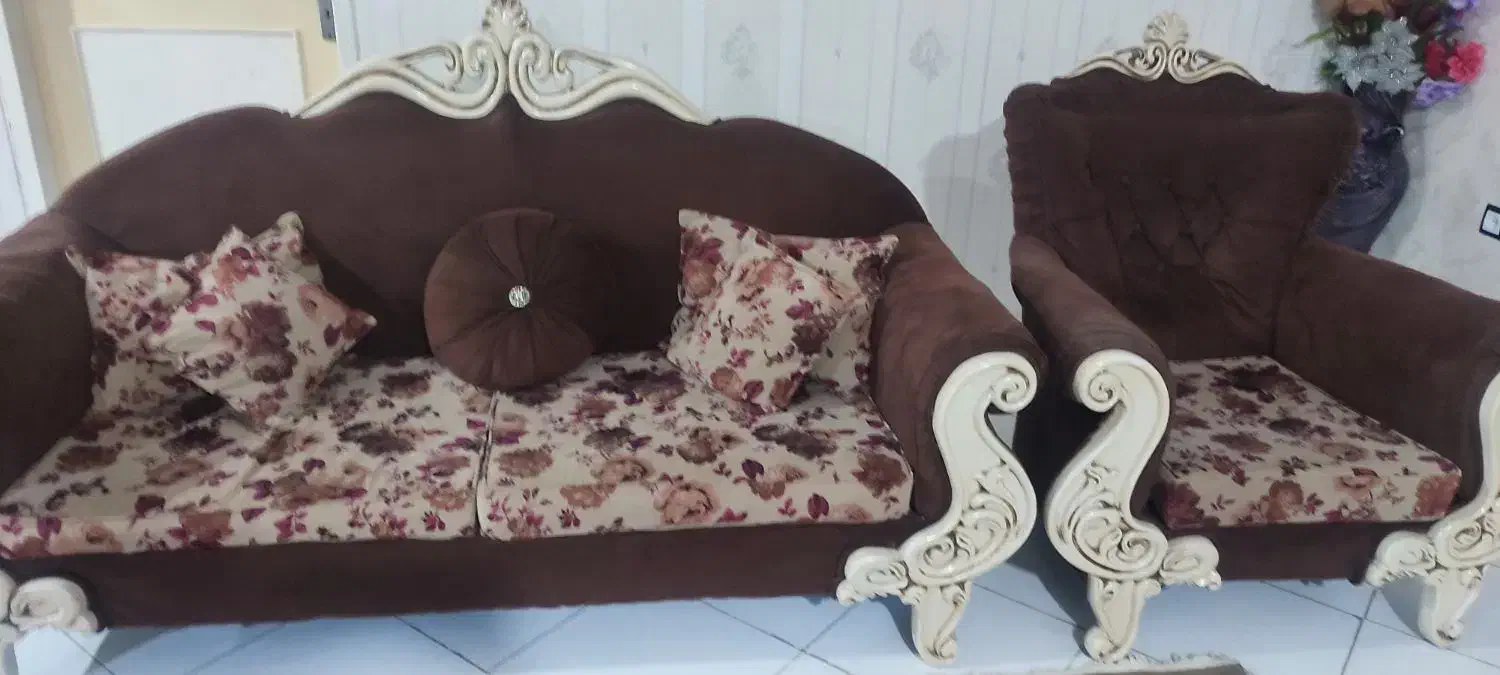 مبل 7نفره در حد نو بدون تو رفتگی|مبلمان خانگی و میز عسلی|رباطکریم, رباطکریم|دیوار