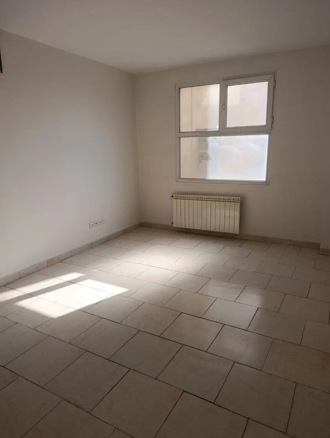 ۷۵ متر / دو خواب / فول امکانات / پرتوی سابق|فروش آپارتمان|تهران, بنیهاشم|دیوار