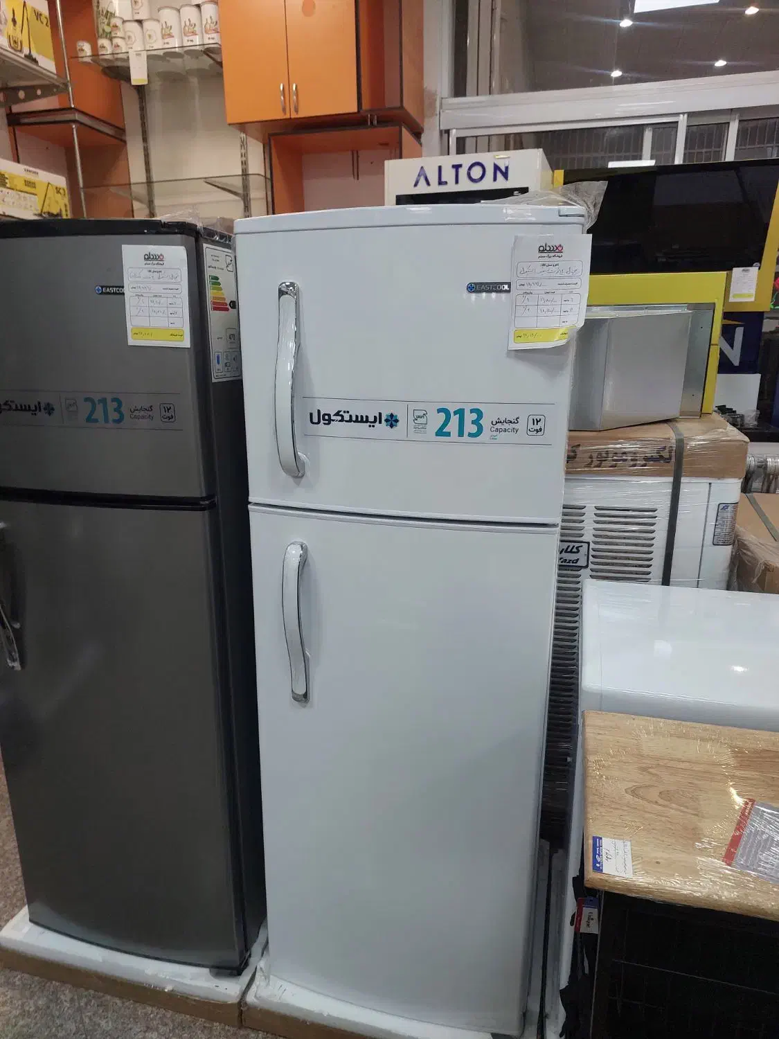 یخچال ۱۲ فوت ایستکول|یخچال و فریزر|یزد, |دیوار