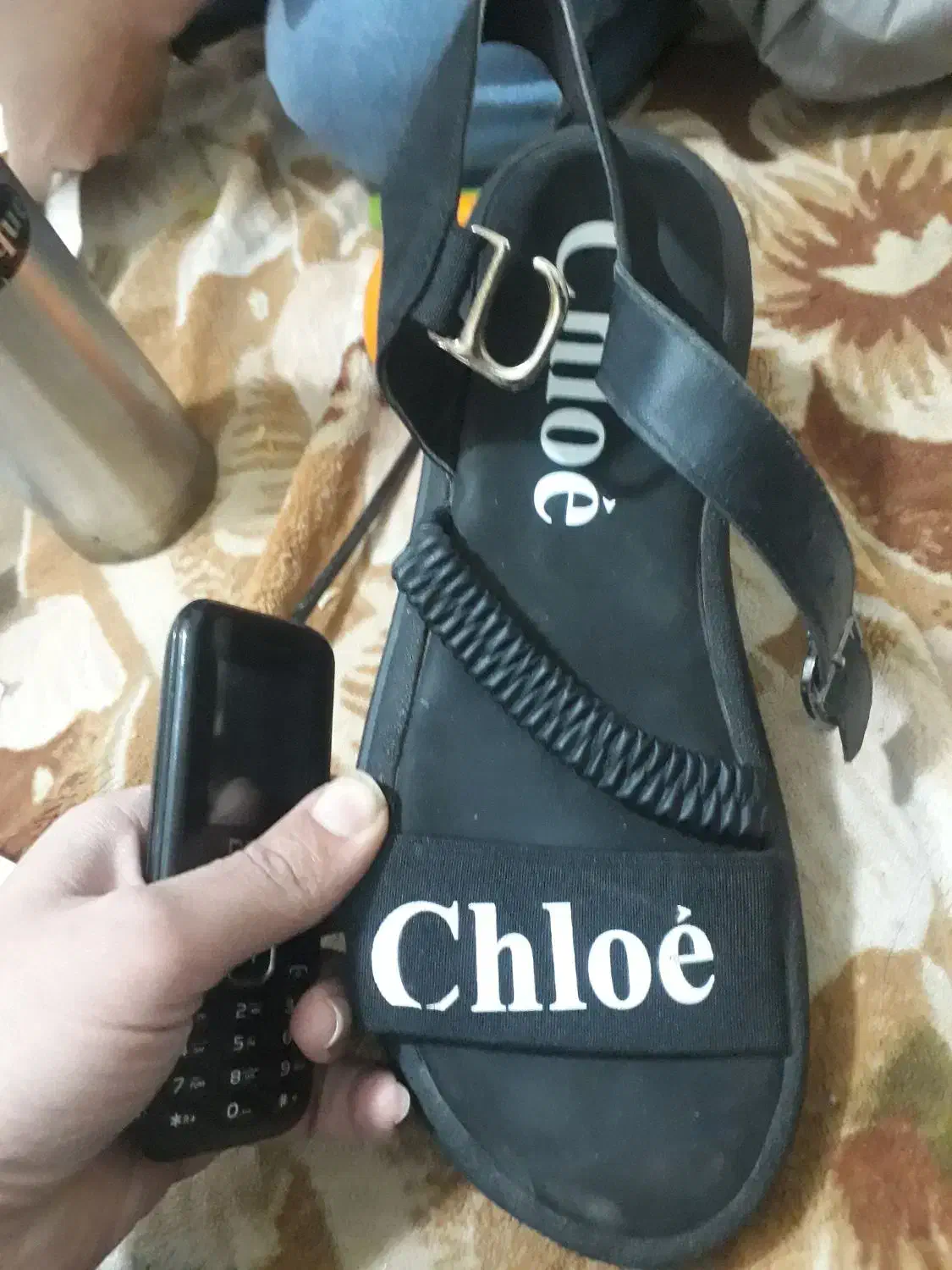 صندل|کیف، کفش، کمربند|قم, باغ شازده|دیوار