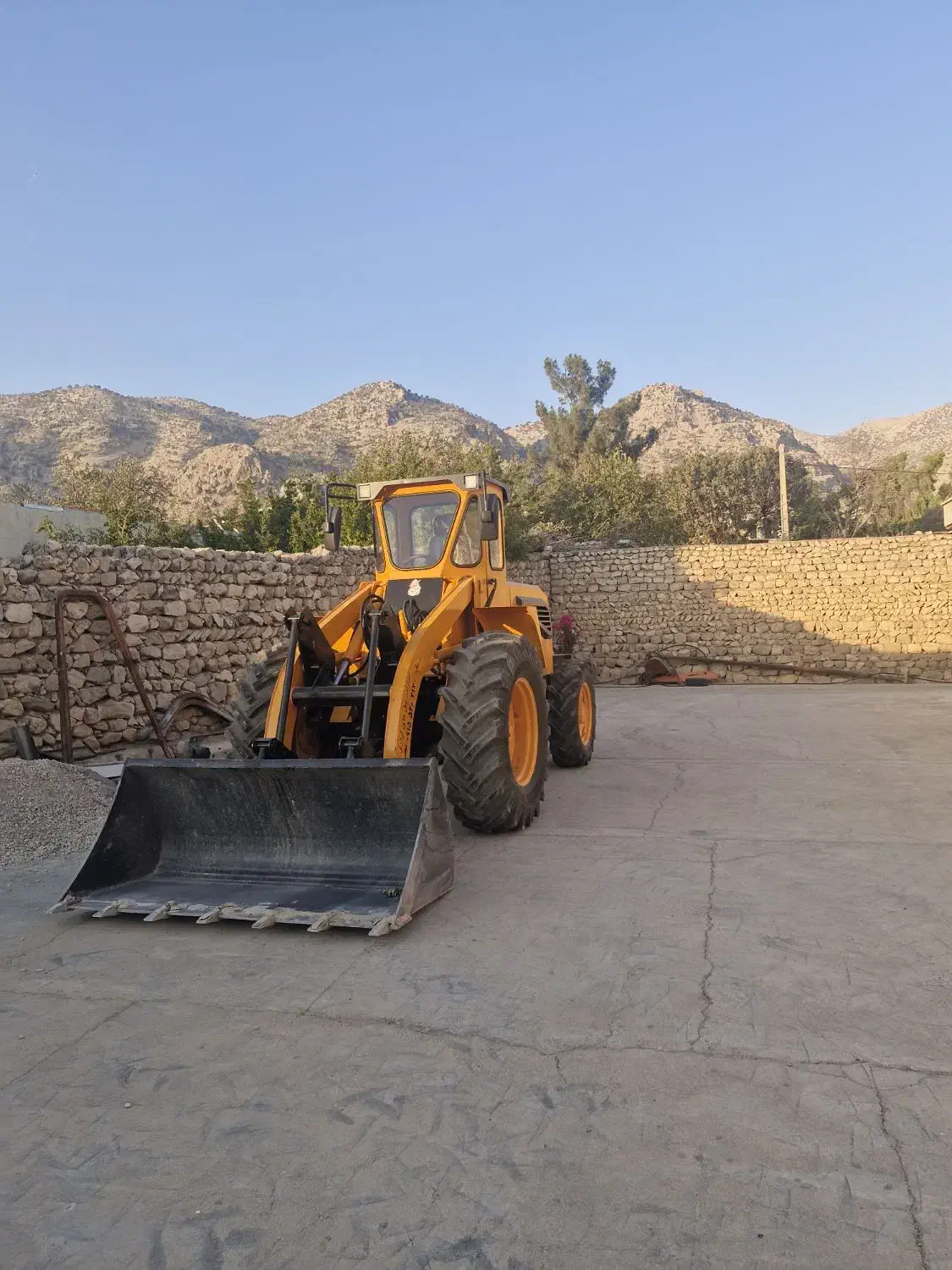 تراکلودر طرح کاترپیلار|خودرو سنگین|ایذه, |دیوار