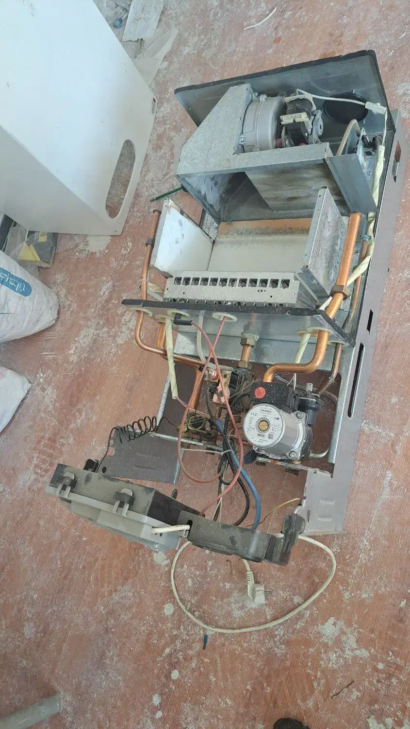 تعمیرات انواع پکیج دیواری تاسیسات ساختمان|خدمات پیشه و مهارت|گلبهار, شهر جدید گلبهار|دیوار