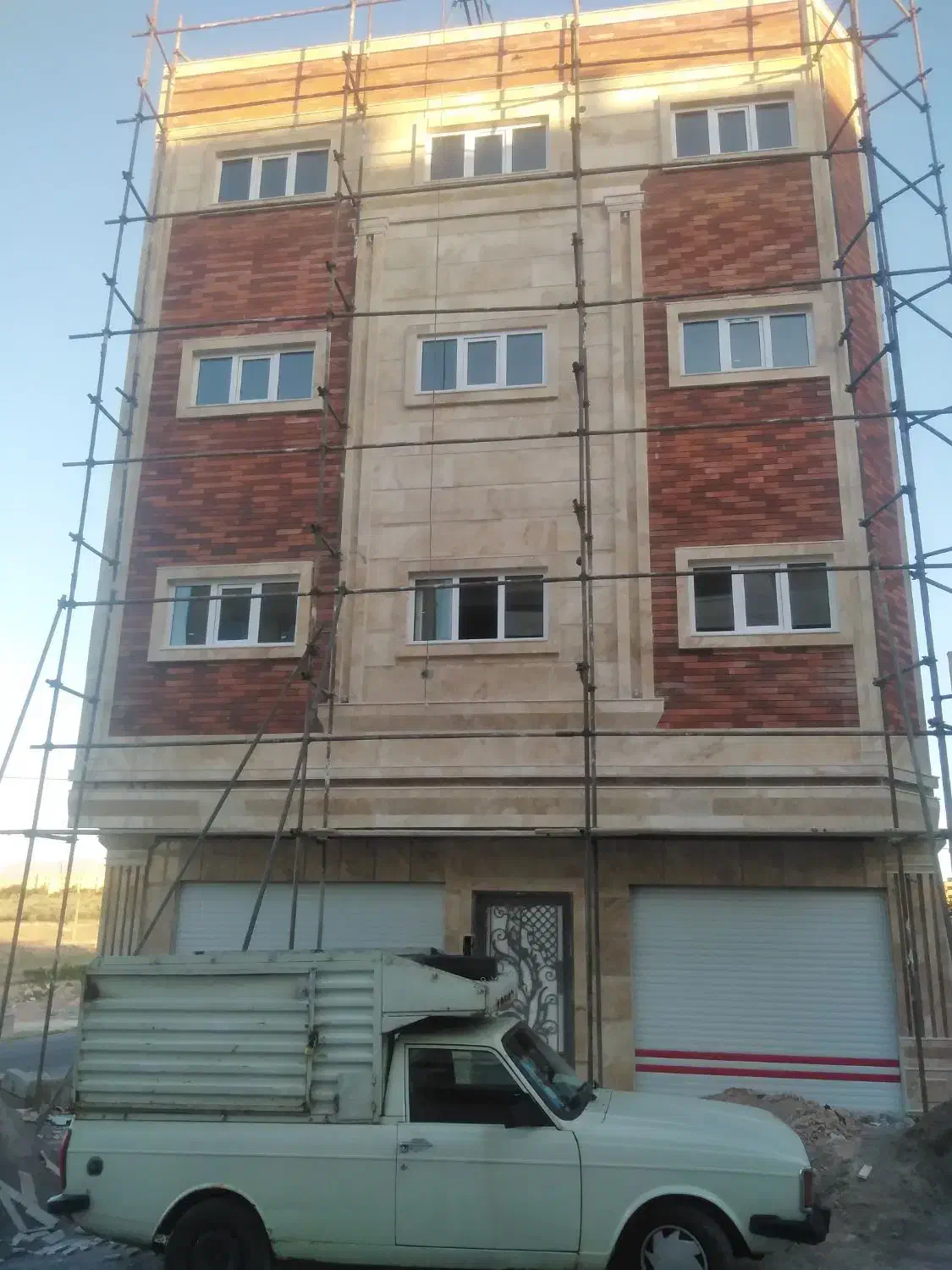 ساخت پنجره های یو پی وی سی دوجداره|خدمات پیشه و مهارت|اسکو, |دیوار