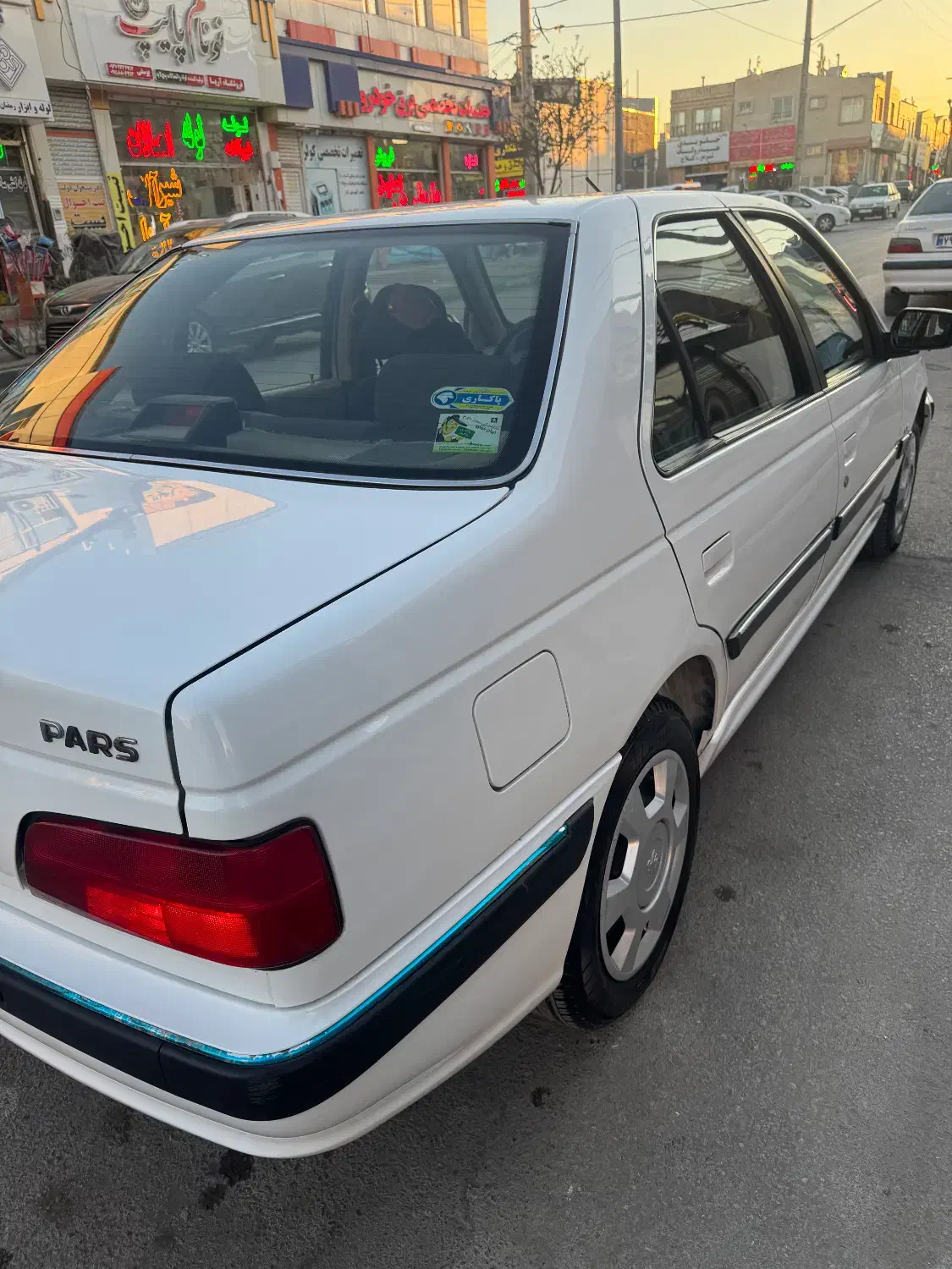 پژو پارس Tu5 مدل ۱۴۰۲ کم کار کارمندی ۳۰/۰۰۰تا کار|خودرو سواری و وانت|مشهد, جاهد شهر|دیوار