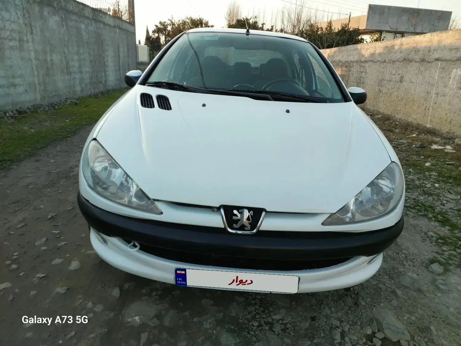 پژو ۲۰۶ وی۸ دریچه سیمی مدل ۹۴ سفید|خودرو سواری و وانت|بابل, |دیوار