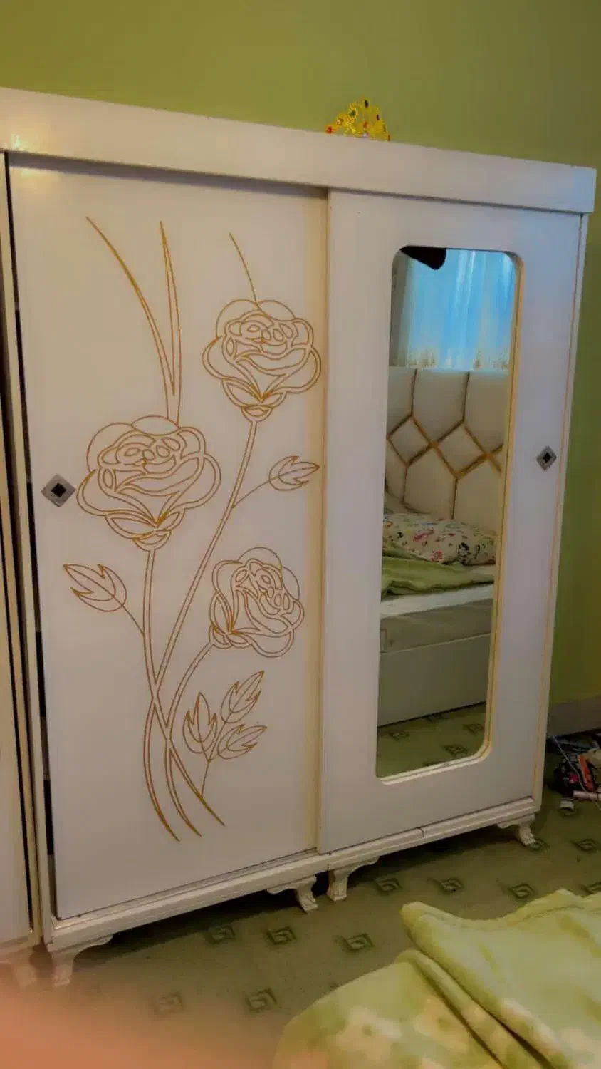 کمد ریلی هایگلاس سایز بسیار بزرگ بدون عیب|جاکفشی، کمد، دراور|مهاباد (آذربایجان غربی), |دیوار