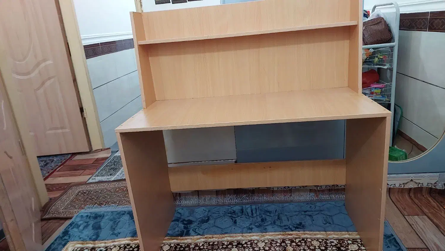 میز مطالعه نو|میز تحریر و کامپیوتر|برازجان, |دیوار