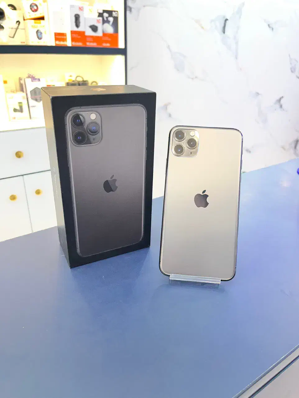 11 Promax / 256G|موبایل|کرج, فاز ۳ گوهردشت|دیوار